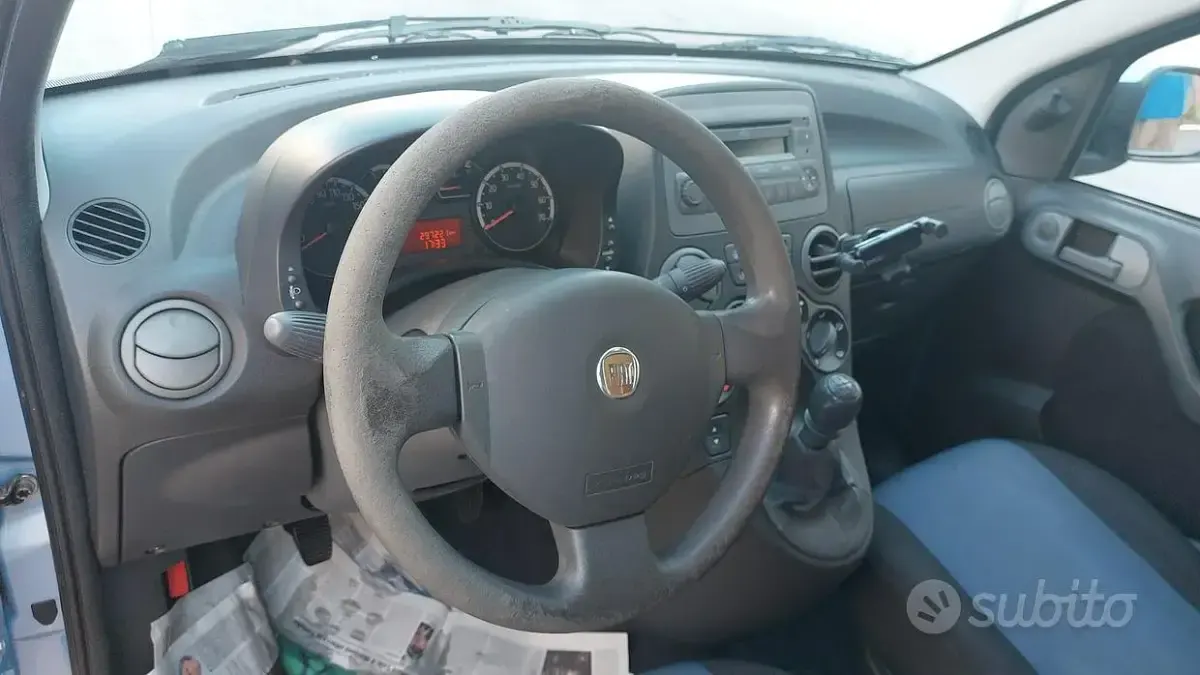 Usata Fiat Panda 75 CV (55 kW) 2011 Bluazzurro Utilitaria