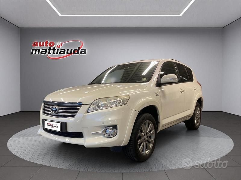 Usata Toyota RAV4 Style 150 CV (110 kW) 2012 Grigio SUV