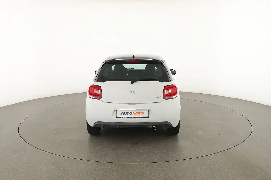 Usata DS Automobiles DS3 So Chic 110 CV (80 kW) 2016 Bianco Utilitaria