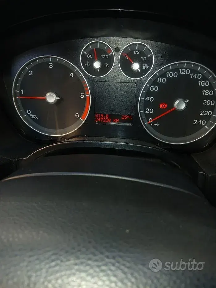 Usata Ford C-MAX 2007 Grigio Monovolume