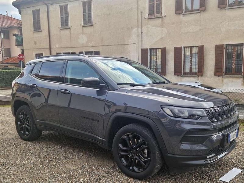Usata Jeep Compass Night Eagle 131 CV (96 kW) 2022 Grigio SUV
