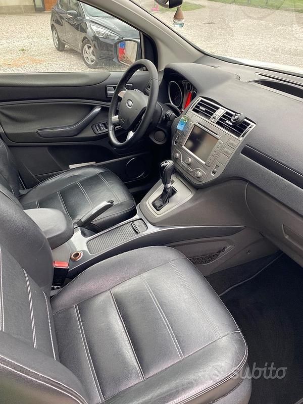 Usata Ford Kuga 163 CV (119 kW) 2012 SUV