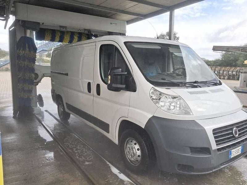 Usata Fiat Ducato 111 CV (81 kW) 2011 Bianco Furgone