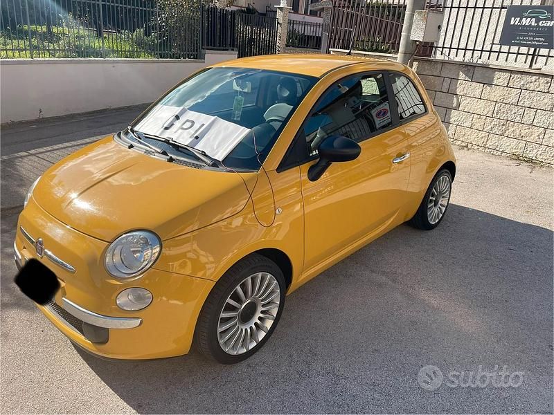 Usata Fiat 500 Lounge 69 CV (50 kW) 2013 Giallo Utilitaria