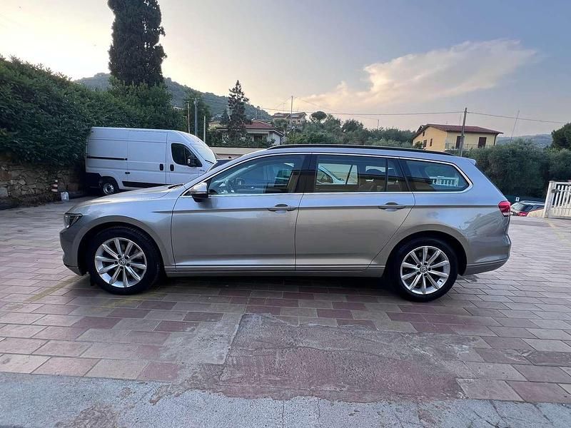 Usata VW Passat 150 CV (110 kW) 2017 Grigio Station wagon