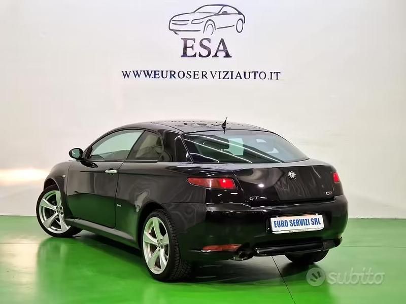Usata Alfa Romeo GT Distinctive 150 CV (110 kW) 2007 Nero Coupé