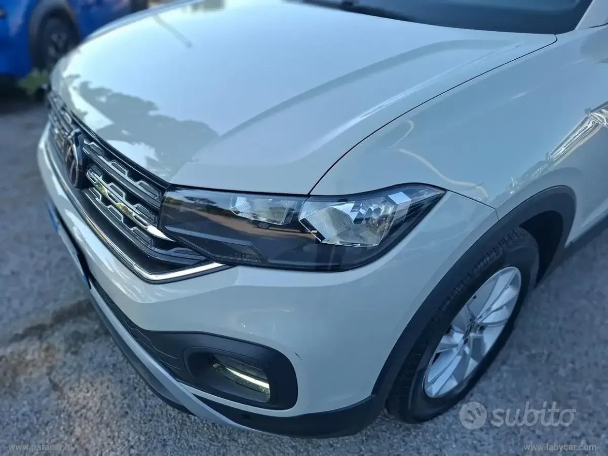 Usata VW T-Cross Advance 116 CV (85 kW) 2023 Beige SUV