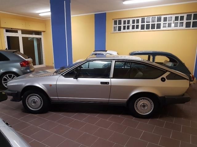 Usato Gtv Alfa Romeo Alfetta Gt Gtv 1983 Km 2 500 In
