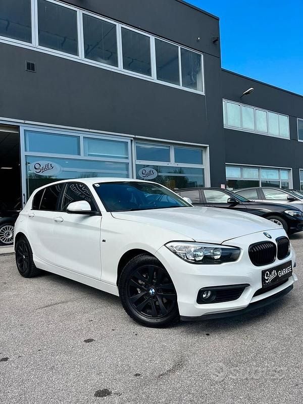 Usata BMW 114 Sport Line 95 CV (69 kW) 2016 Bianco Utilitaria