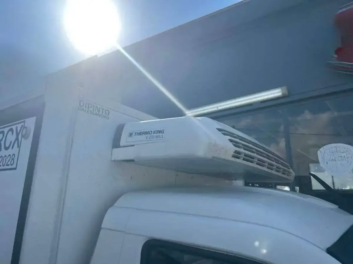 Usata Piaggio Porter 106 CV (77 kW) 2023 Bianco