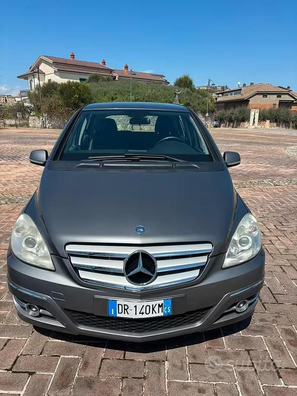 Usata Mercedes B170 2008 Grigio Monovolume