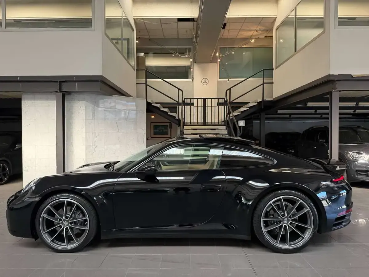 Usata Porsche 911 Carrera 4 385 CV (283 kW) 2021 Other Coupé