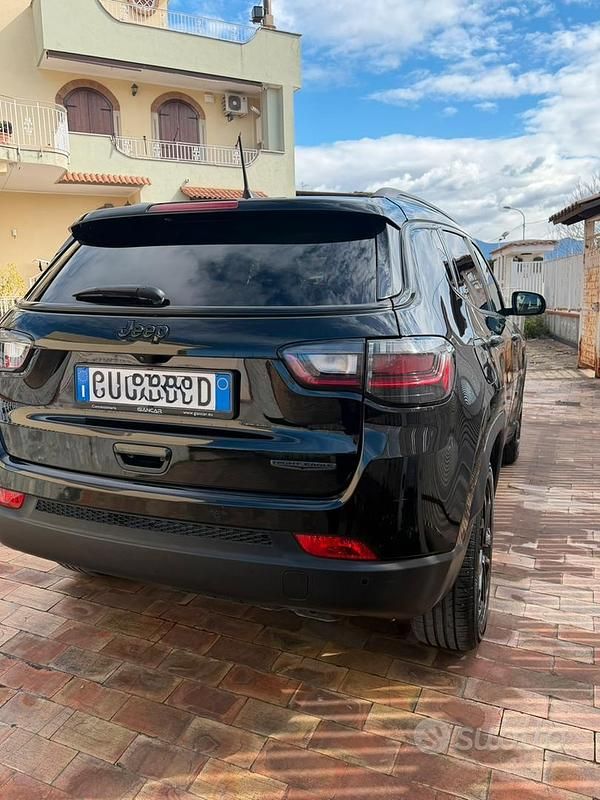 Usata Jeep Compass Night Eagle 131 CV (96 kW) 2022 Nero SUV