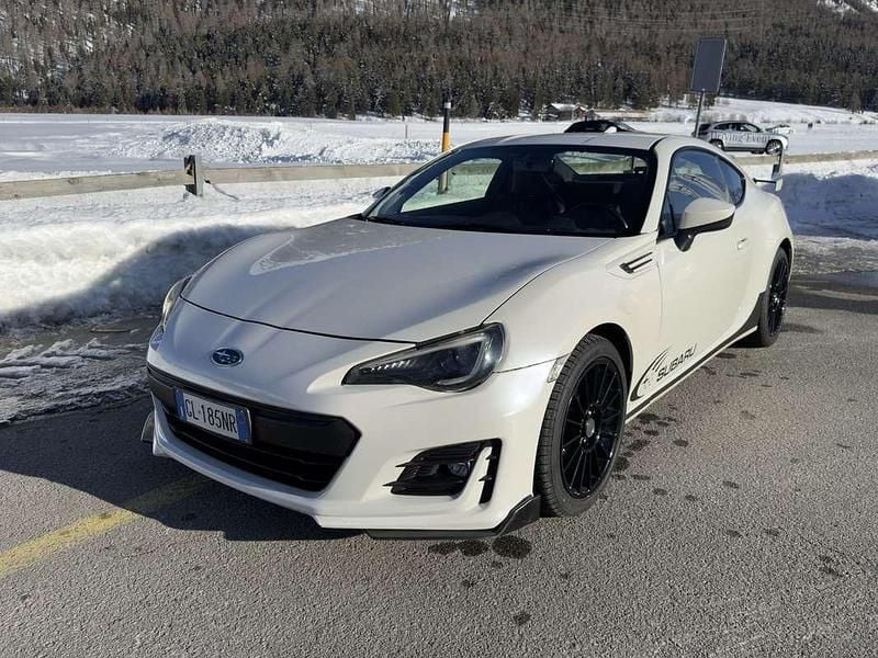 Usata Subaru BRZ 200 CV (147 kW) 2018 Bianco Coupé
