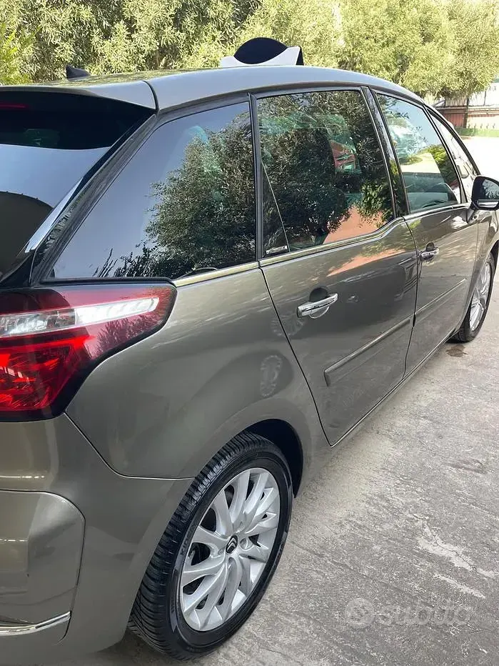 Usata Citroën C4 Picasso Exclusive 150 CV (110 kW) 2011 Giallo Monovolume