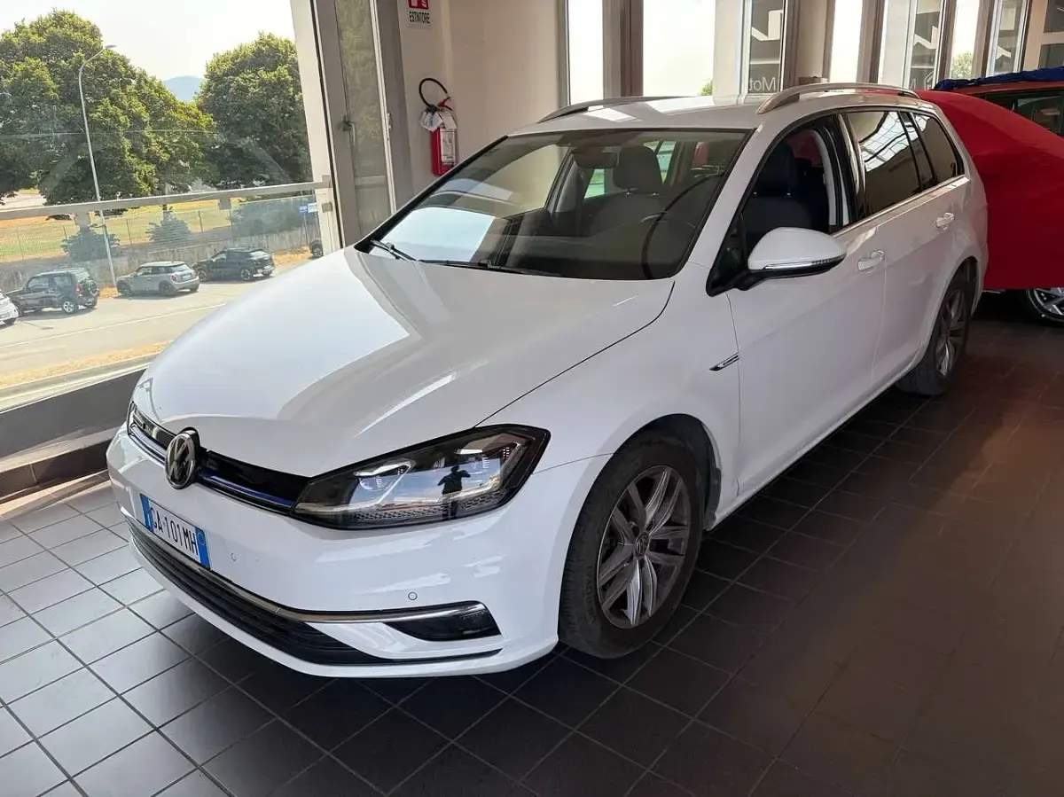 Usata VW Golf VII Highline 131 CV (96 kW) 2020 Other Station wagon