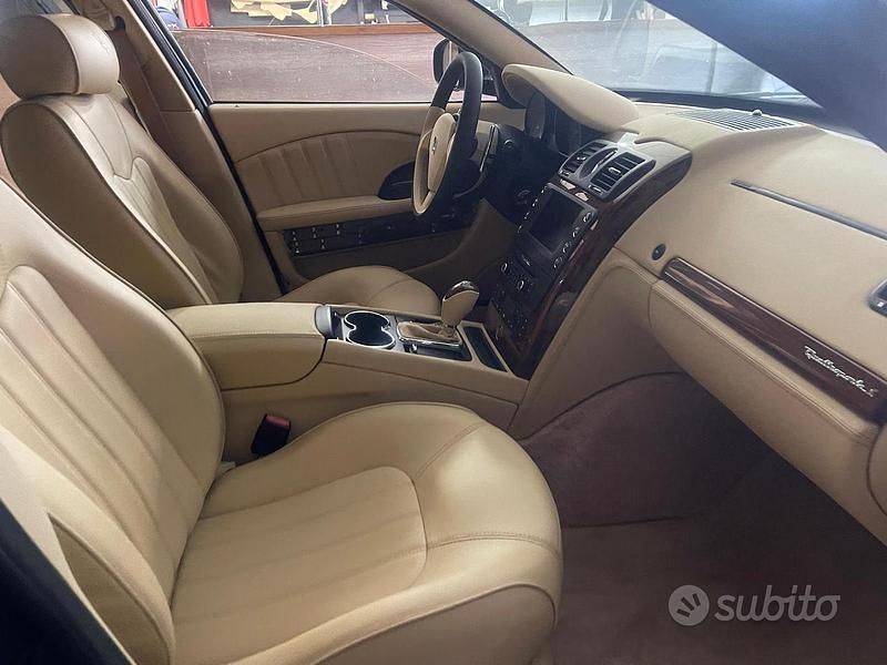 Usata Maserati Quattroporte 431 CV (317 kW) 2009 Blu/azzurro Berlina