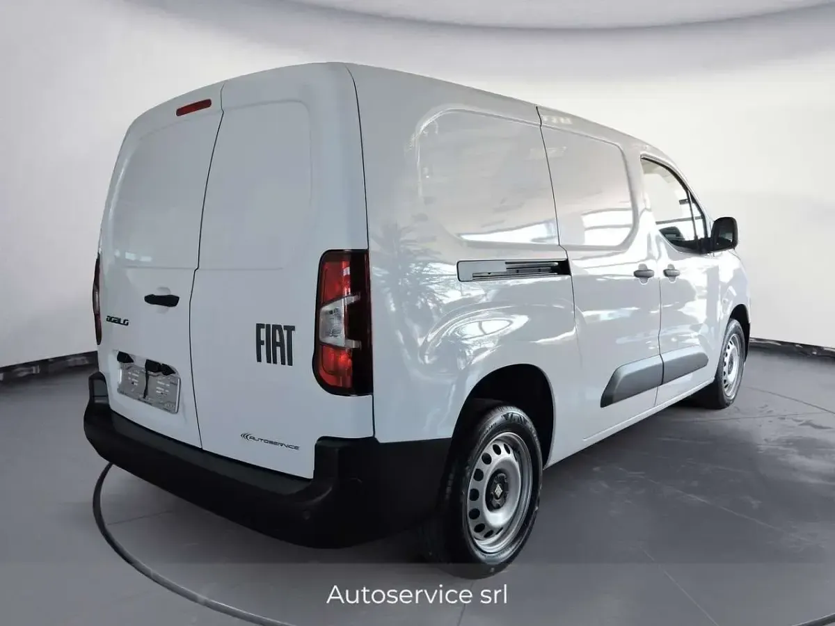 Nuova Fiat Doblò 131 CV (96 kW) 2026 Bianco Monovolume