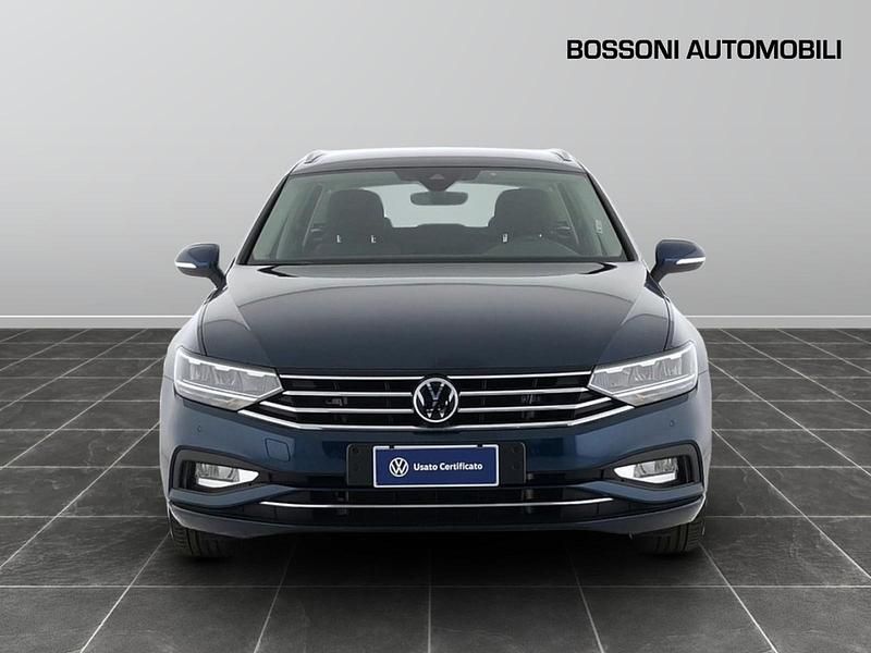 Usata VW Passat Business 150 CV (110 kW) 2023 Blu Station wagon