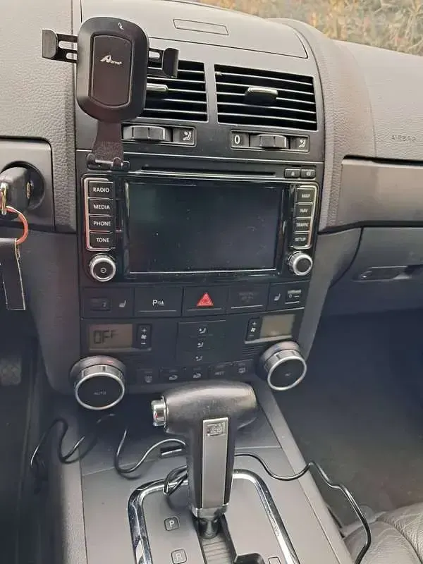 Usata VW Touareg Executive 174 CV (127 kW) 2009 Bianco SUV
