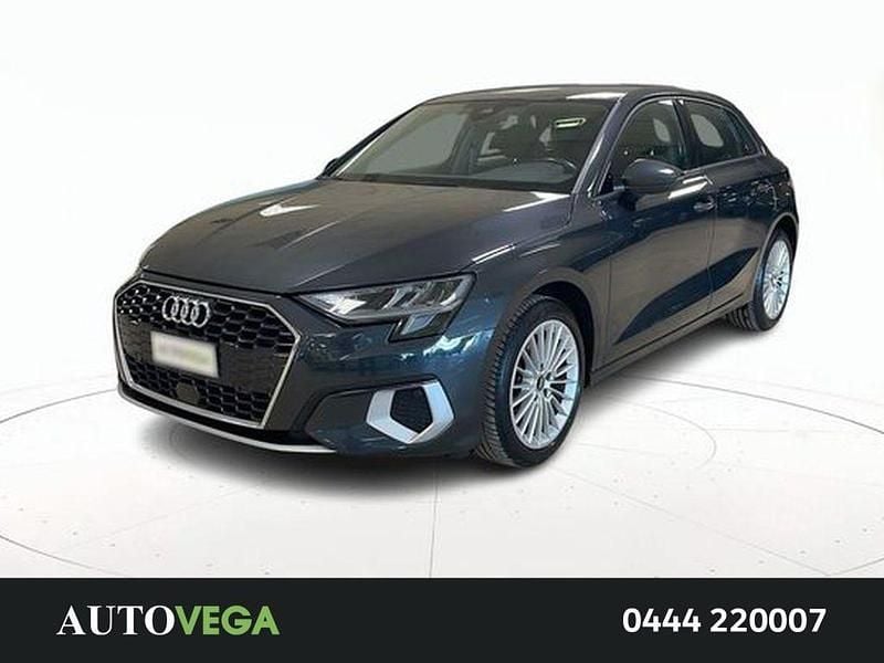Usata Audi A3 Sportback e-tron Advanced 150 CV (110 kW) 2022 Grigio / pastello Utilitaria