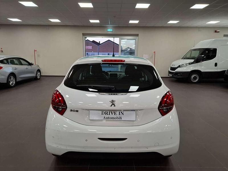 Usata Peugeot 208 Active 82 CV (60 kW) 2019 Bianco Utilitaria