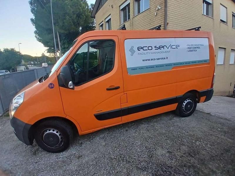 Usata Opel Movano 101 CV (74 kW) 2012 Arancione Furgone