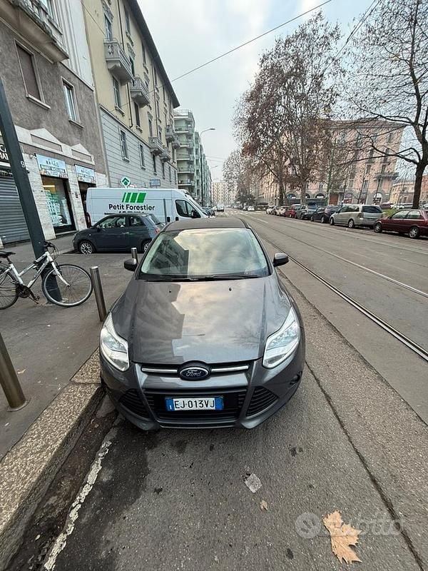 Usata Ford Focus Titanium 116 CV (85 kW) 2011 Berlina