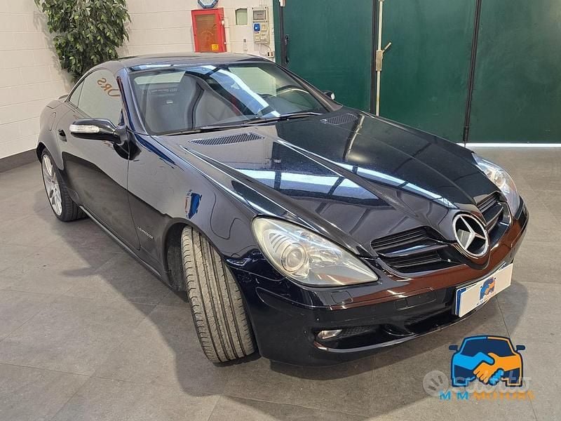 Usata Mercedes SLK200 163 CV (119 kW) 2007 Nero Cabrio