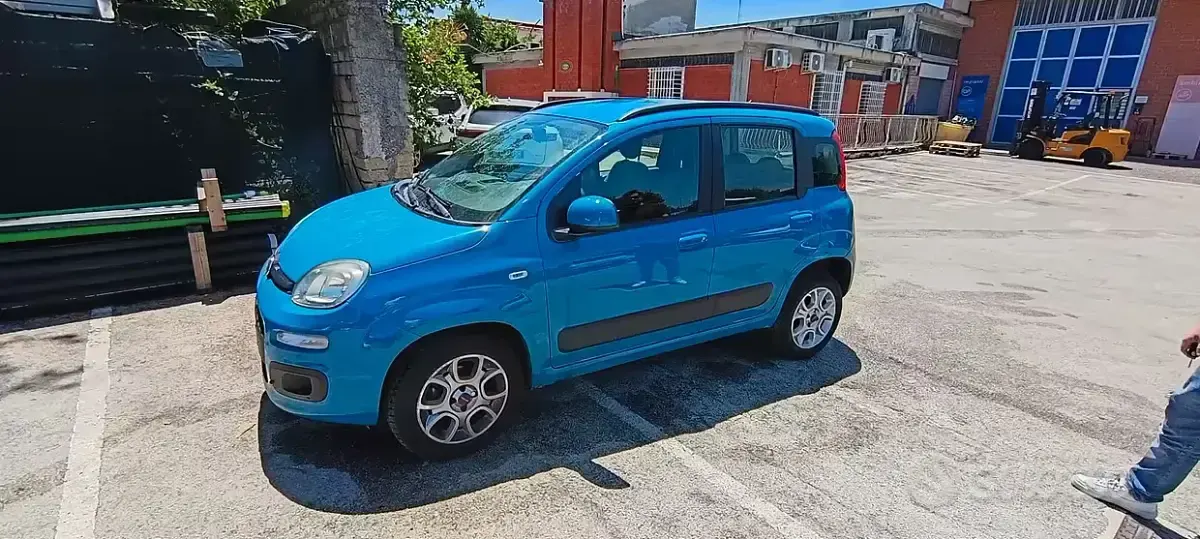 Usata Fiat Panda 85 CV (62 kW) 2012 Bluazzurro Utilitaria