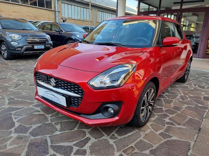 Rosso Usata 2022 Suzuki Swift Tre volumi | 13.500 € (Ottimo prezzo) - Immagine 1/4