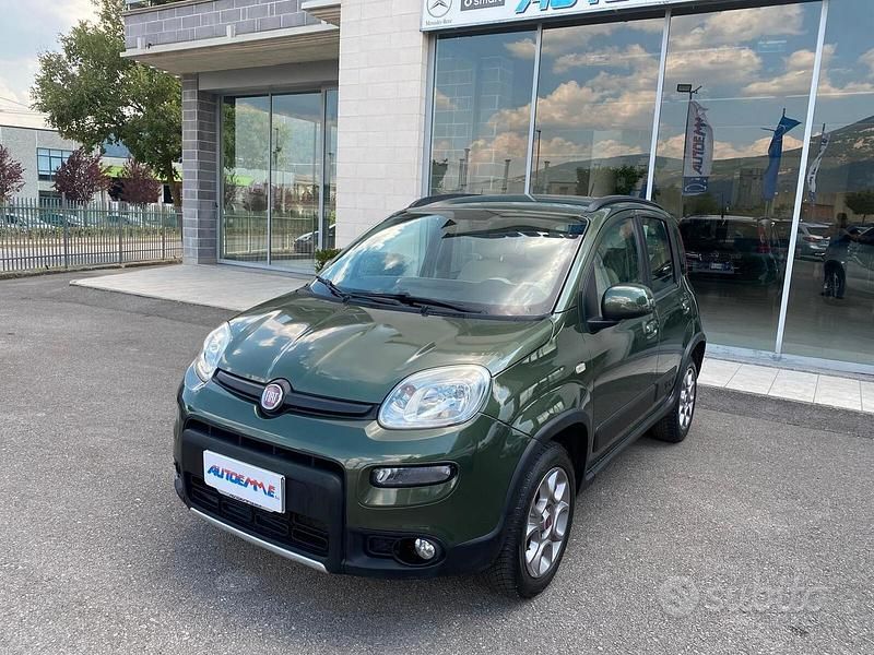 Usata Fiat Panda 4x4 S 75 CV (55 kW) 2014 Verde Utilitaria