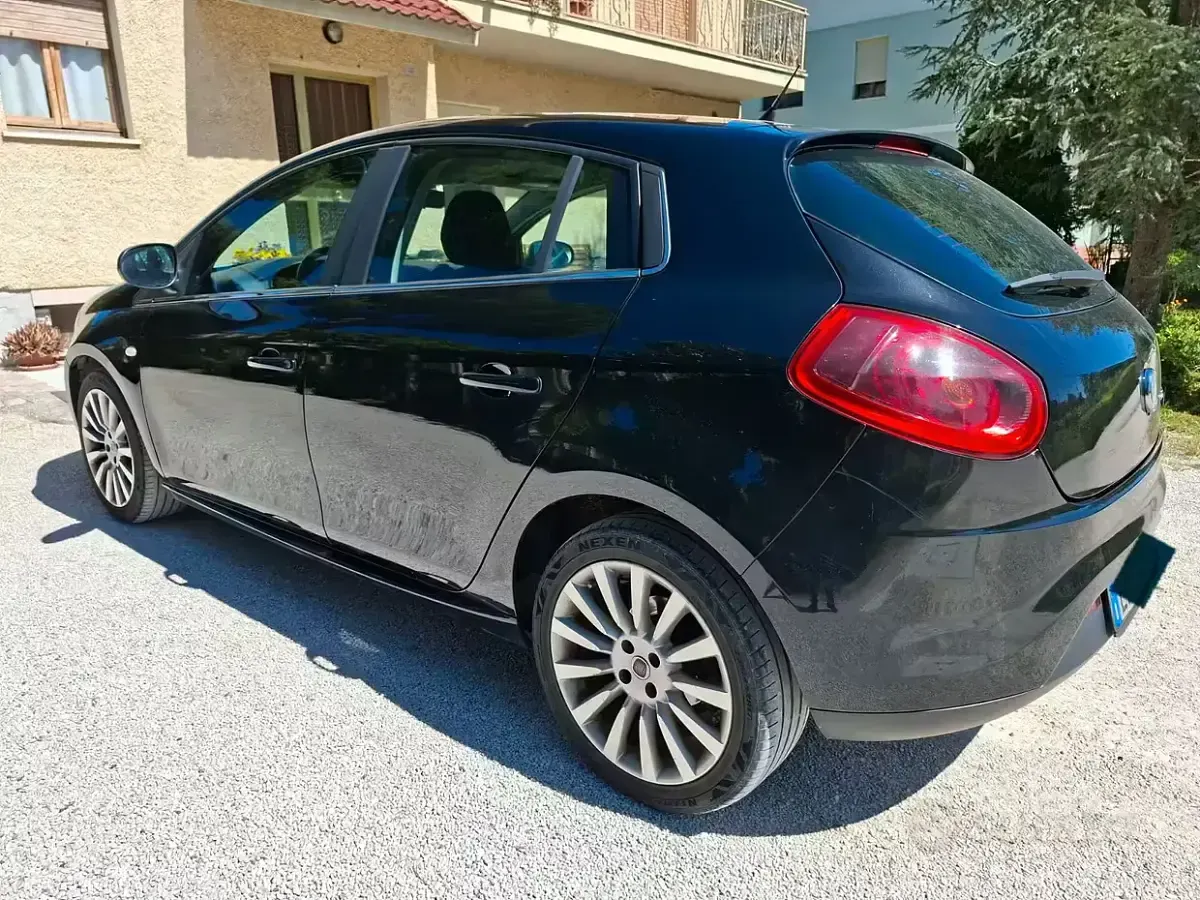 Usata Fiat Bravo 120 CV (88 kW) 2012 Utilitaria