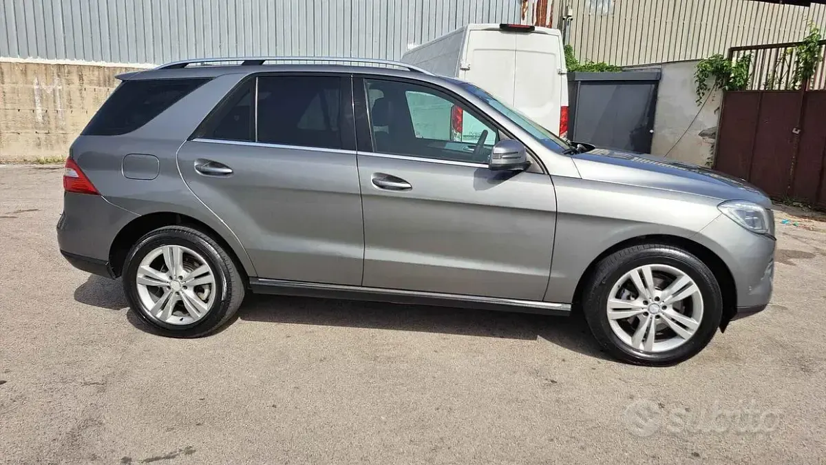 Usata Mercedes ML250 Premium 204 CV (150 kW) 2013 Grigio SUV