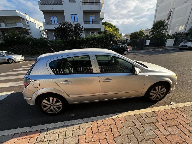 Usata Opel Astra 101 CV (74 kW) 2007