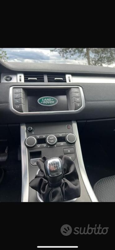 Bianco Usata 2017 Land Rover Range Rover evoque SUV | 14.000 € - Immagine 1/4