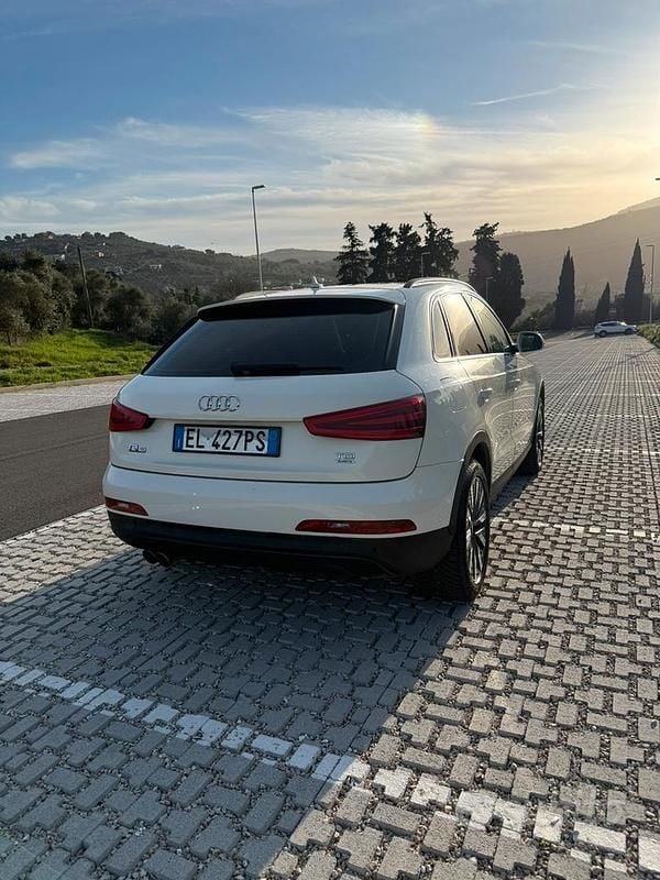 Usata Audi Q3 Advanced Plus 177 CV (130 kW) 2011 Bianco SUV