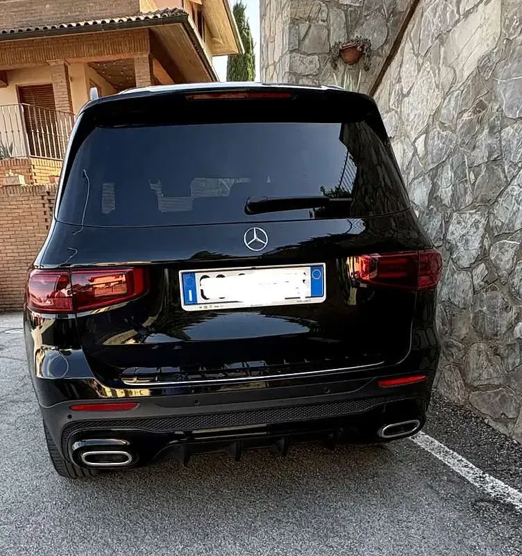 Usata Mercedes GLB200 Business 150 CV (110 kW) 2024 SUV