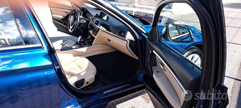 Blu Usata 2017 BMW 318 Luxury Line Station wagon | 11.500 € - Immagine 1/4