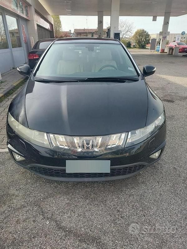 Usata Honda Civic 140 CV (102 kW) 2009 Nero Berlina