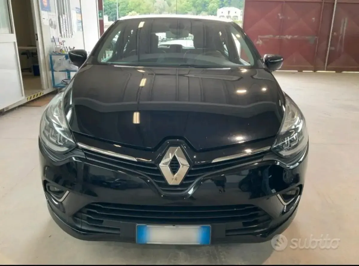 Usata Renault Clio IV Zen 90 CV (66 kW) 2019 Nero Berlina