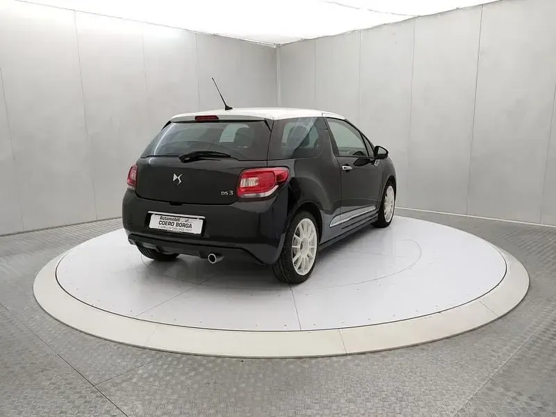 Usata DS Automobiles DS3 So Chic 75 CV (55 kW) 2017 Nero Utilitaria