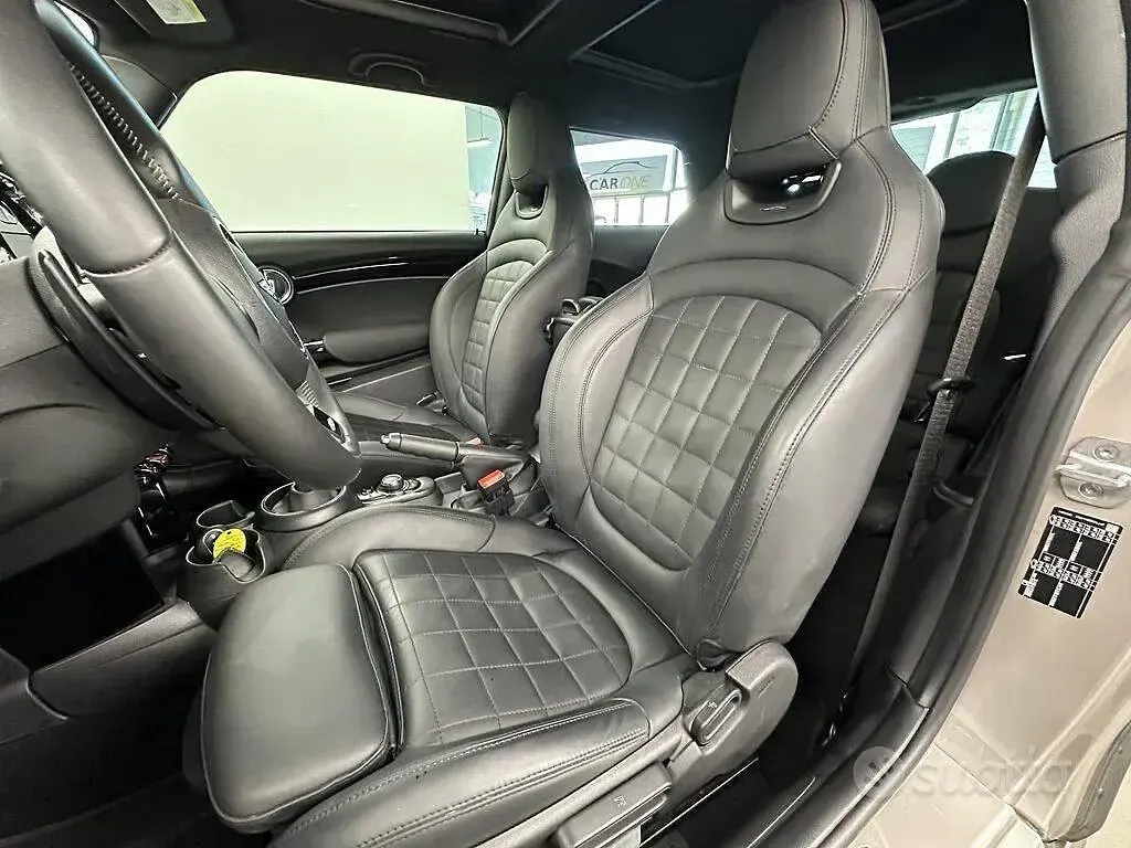 Usata Mini John Cooper Works 231 CV (169 kW) 2022 Grigio Utilitaria