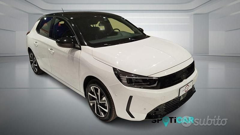 Usata Opel Corsa 101 CV (74 kW) 2025 Bianco Utilitaria