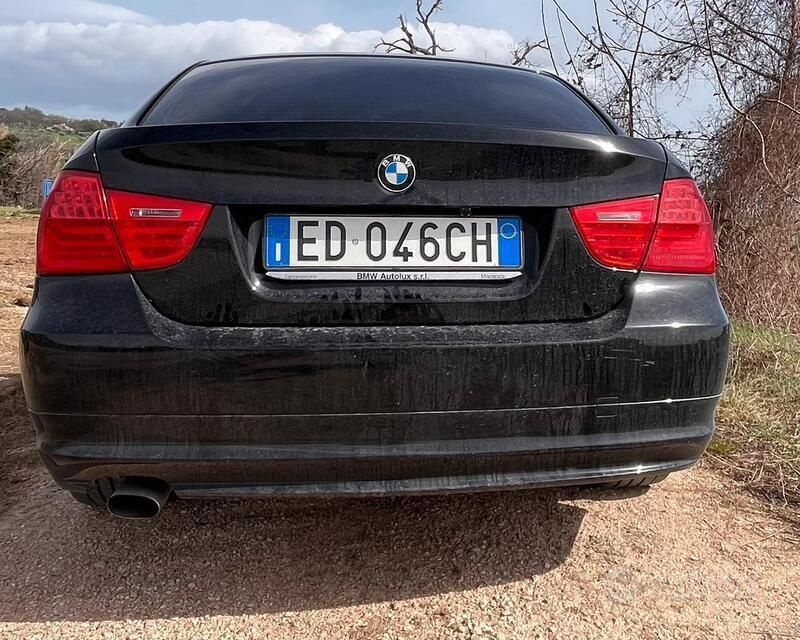 Usata BMW 316 116 CV (85 kW) 2010 Nero Berlina