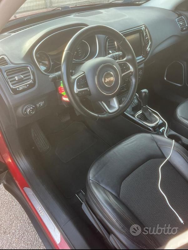 Usata Jeep Compass Limited 140 CV (102 kW) 2019 Rosso SUV