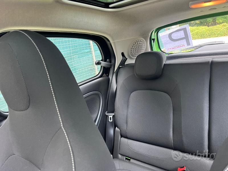 Nero Usata 2018 Smart ForFour Electric Drive Due volumi | 11.500 € (Cara) - Immagine 1/4