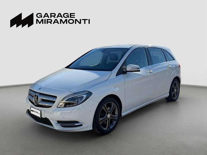 Usata Mercedes B200 Executive 136 CV (100 kW) 2014 Bianco Monovolume