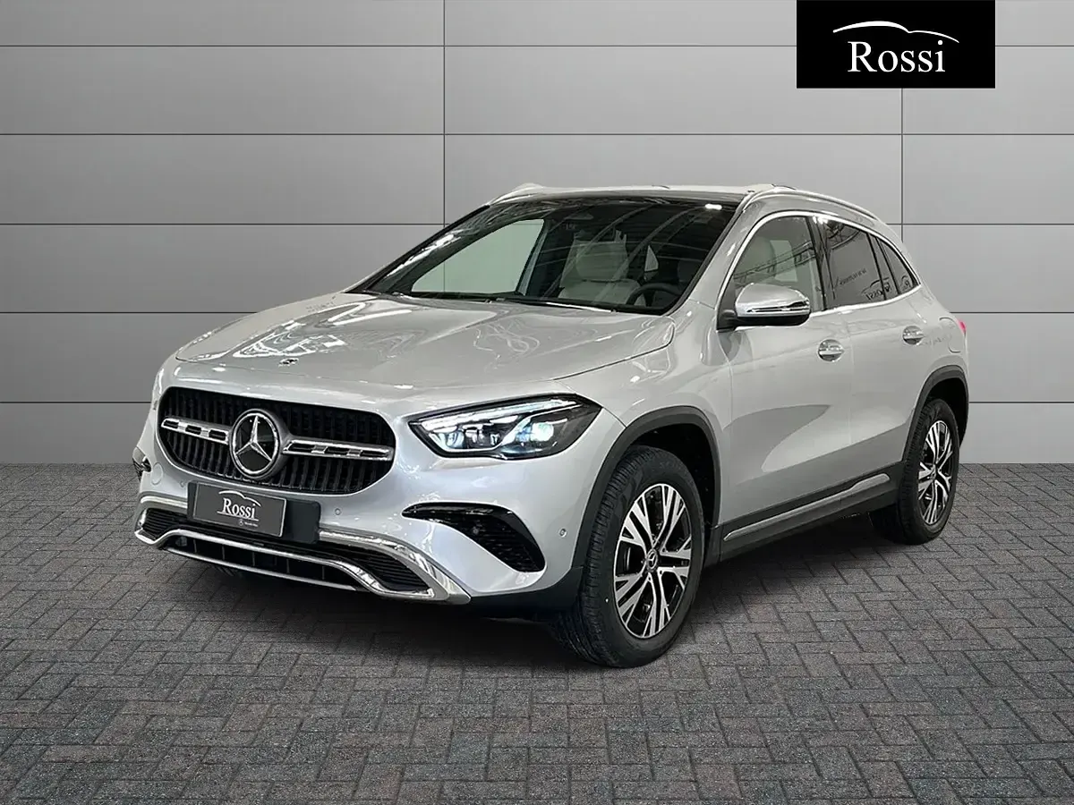 Usata Mercedes GLA200 150 CV (110 kW) 2026 SUV