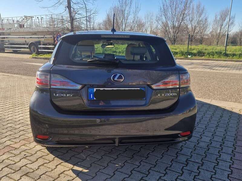 Usata Lexus CT200h Executive Line 99 CV (72 kW) 2011 Berlina
